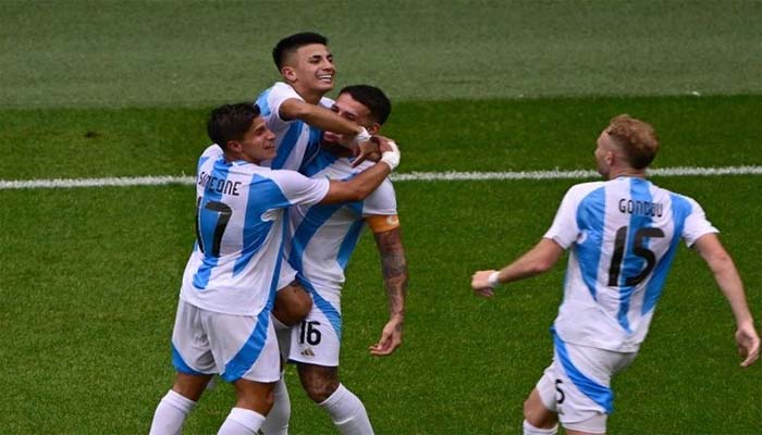 Hasil Ukraina Vs Argentina 0-2: Echeverri ke Perempat Final